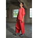 Simple and fashionable women's tops