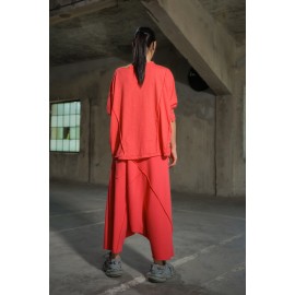 Simple and fashionable women's tops